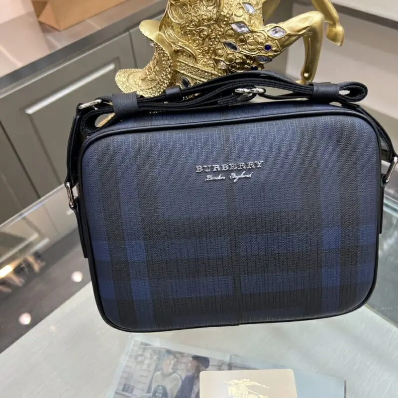 burberry aaa homme mini sac a main s_11325763